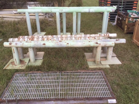 PIPE GUARD RAIL