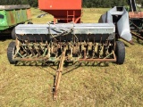 JOHN DEERE 8' SEED DRILL W/ SMALL SEED BOX PULL-TYPE STOCK#018098