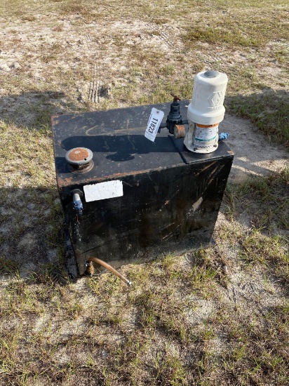 Oil Tank w/ Pump