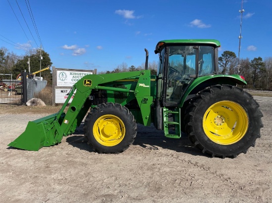 John Deere 6715
