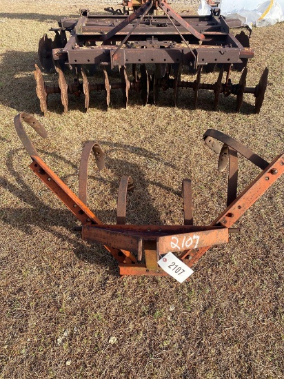 ORANGE 1 ROW 3PT CULTIVATOR...