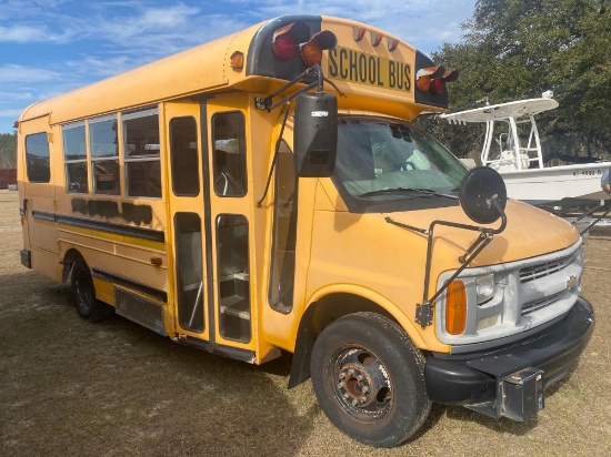 CHEVY SCHOOL BUS W/ CHAIR LIFT... GAS MOTOR... LAST INSPECTED AUGUST 2021 *RUNS & DRIVES* Vin #