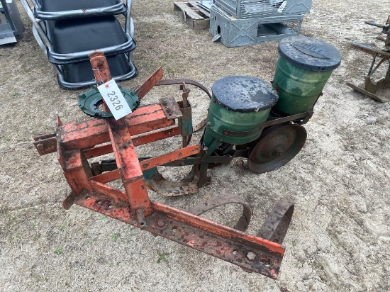 1 Row Cole Planter