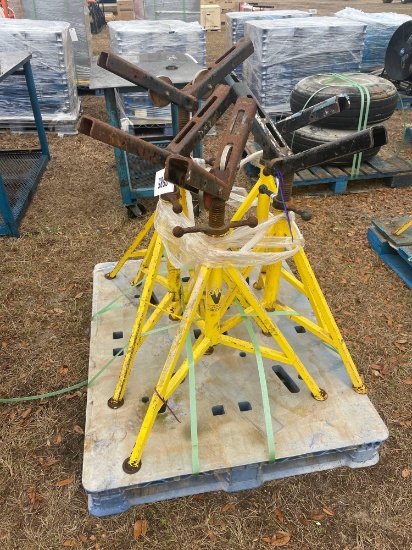 (5) HEAVY DUTY JACK STANDS ON PALLET