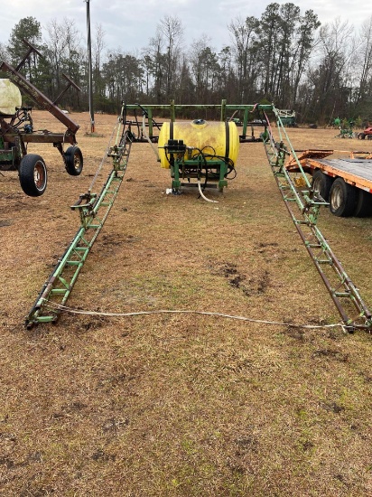 300 GAL. 3PT. HITCH SPRAYER W/ BOOMS