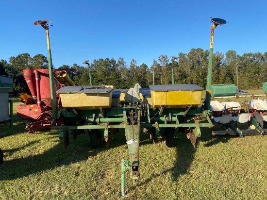 John Deere 4 Row Planter