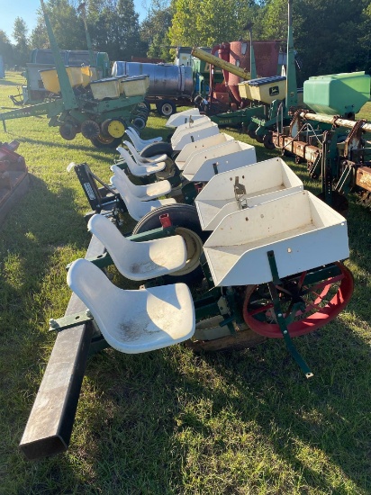 Holland Transplanter