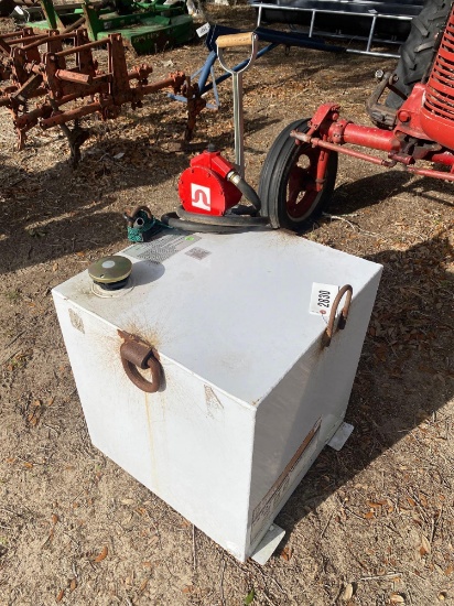 Fuel Tank w hand pump