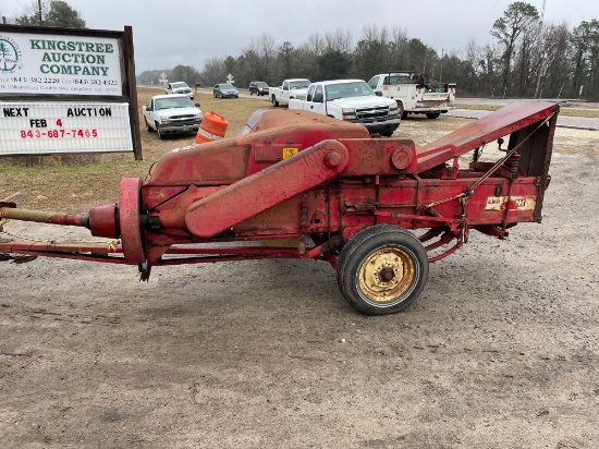 NEW HOLLAND SUPER HAYLINER 69 HAY BALER... MODEL S-69 (SQUARE BALES)...