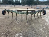 JOHN DEERE 9 SHANK/RIPPER...