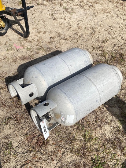 Camper propane tanks