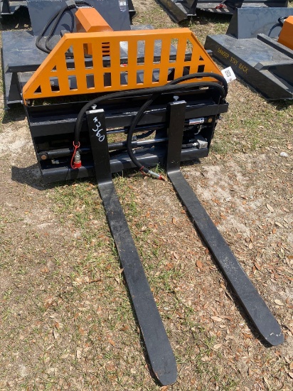 PALLET FORK HYD ADJUSTABLE