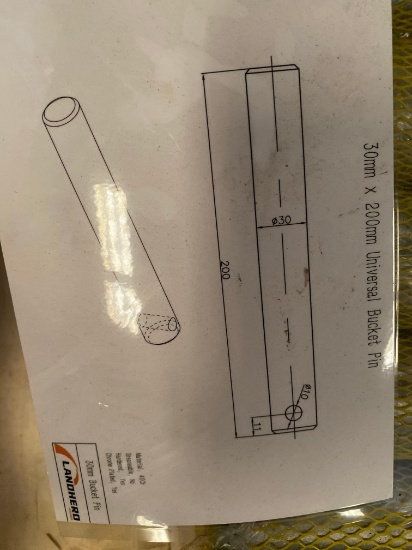 UNIVERSAL BUCKET PIN MODEL 30MM*200MM
