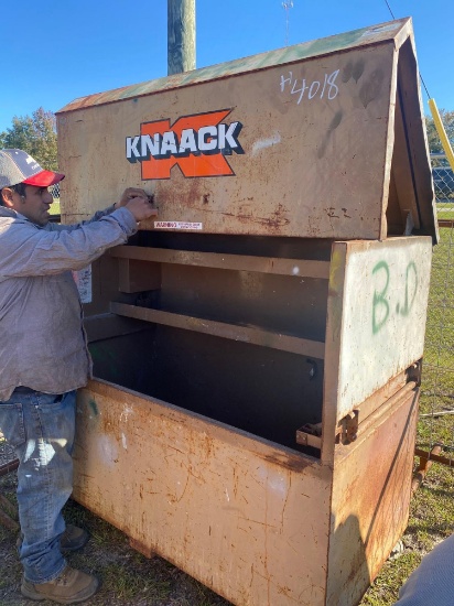JOB SITE TOOL BOX