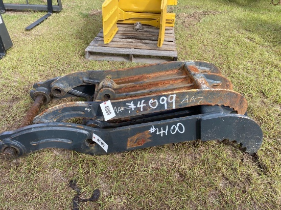 EXCAVATOR THUMB