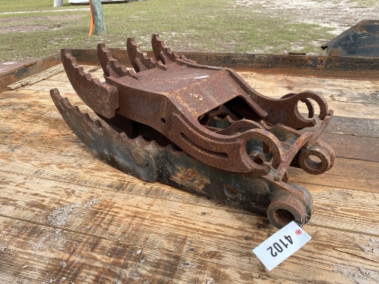 EXCAVATOR THUMBS