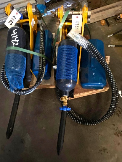 Hydraulic Breaker