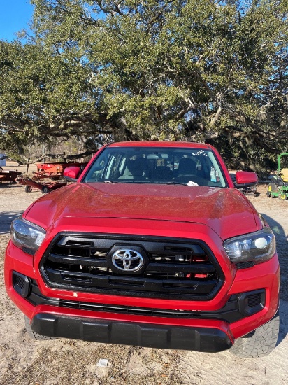 TOYOTA TACOMA TRUCK