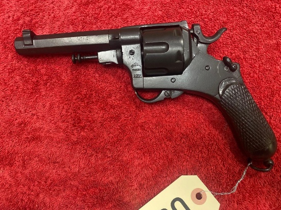 REVOLVER