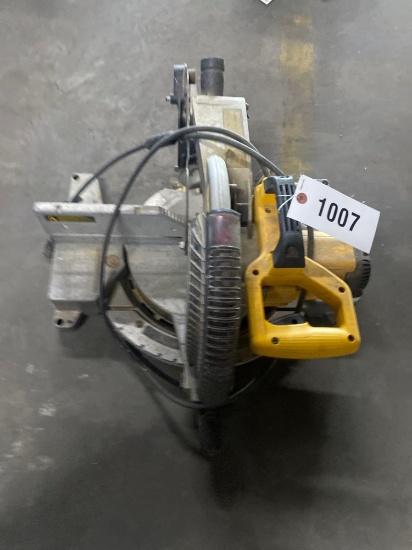 MITER SAW
