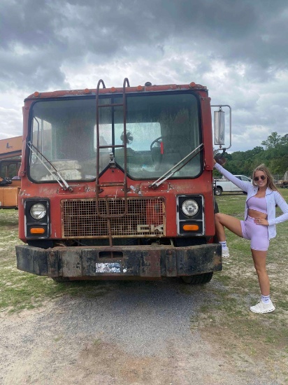 MACK TRUCK
