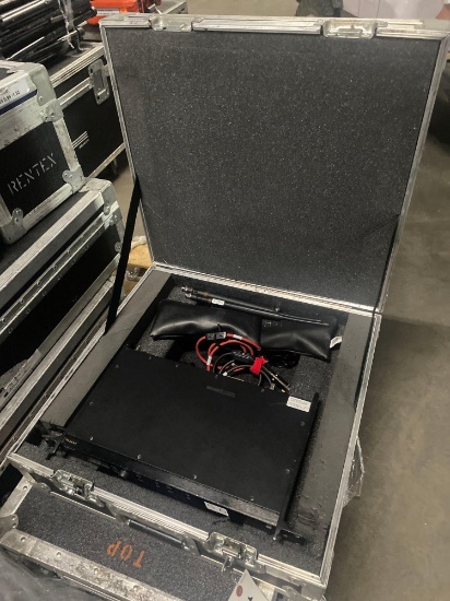 RECEIVER & WIRELESS MICROPHONE KIT