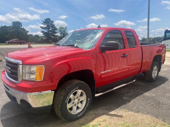 GMC SIERRA 1500 TRUCK