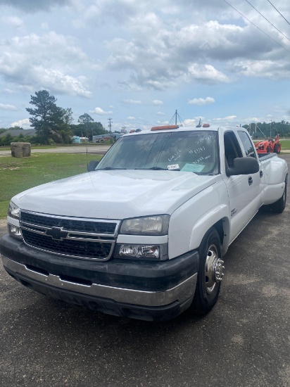CHEVY SILVERADO 3500 TRUCK