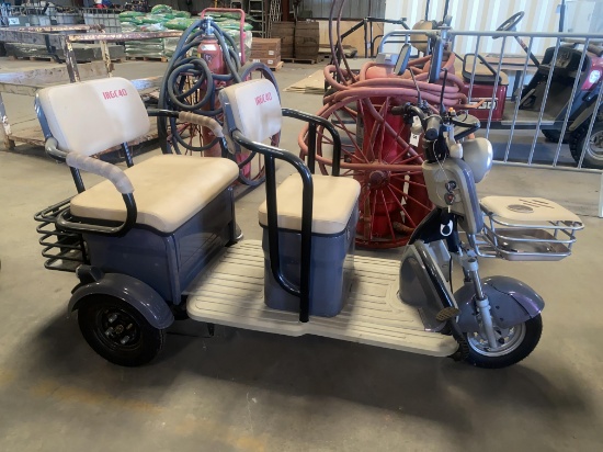 3 WHEELED SCOOTER