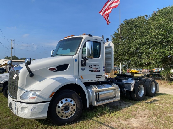 PETERBILT TRACTOR TRAILER TRUCK