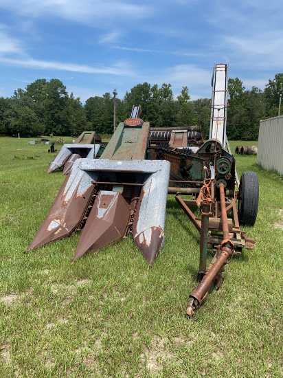 NEW IDEA CORN PICKER