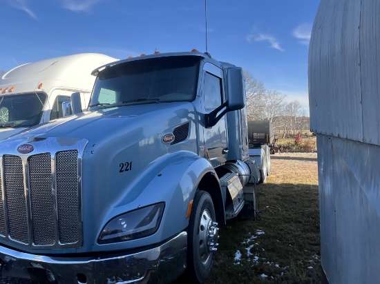 2015 Light Blue Peterbilt