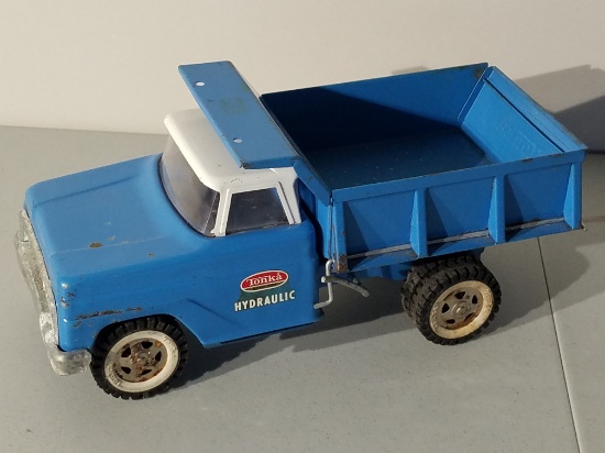 Vintage Tonka Hydraulic Dump Truck