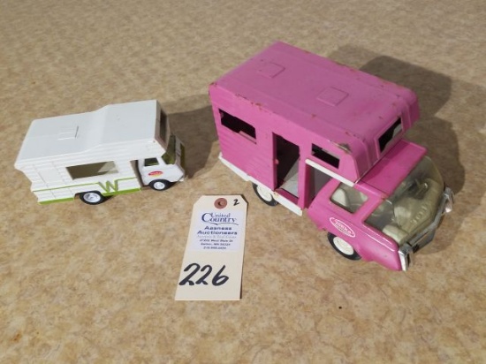Tonka pink mini camper