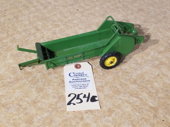 Vintage John Deere tractor manure spreader