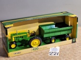 Ertl 1/16 Die Cast John Deere 1956 420 Tractor w/wagon (NIB)