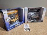 Ertl 1/64 Die Cast New Holland 2009-2010 Farm Show CR9080 Combine and Cleaner A86 Combine (NIB) 2 ti