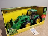 Ertl Big Farm John Deere Tractor w/loader, lights and sounds (NIB)