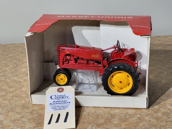 SpecCast Massey-Harris Colt Tractor Die-Cast 1/16 with original box