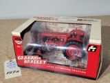 Ertl Die Cast Productions Graham- Bradley 1938 Standard Tractor
