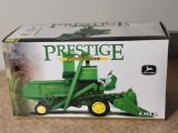Ertl Prestige collection John Deere 45 Classic Combine