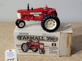 Ertl Farmall 350 