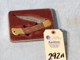 Winchester Folding Knife w/case