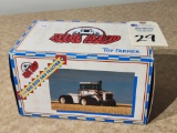 Ertl Big Bud 500 Tractor Toy Farmer