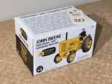 Ertl John Deere Industrial 620 Standard