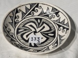Porcelain Dish from New Mexico – Navajo design