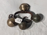(4 Bell) Vintage Brass Sleigh Bell String w/23”