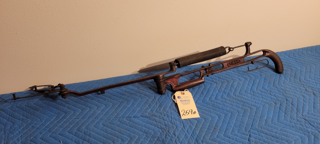 Antique Clay Pigeon Thrower