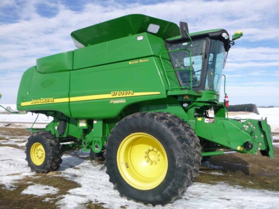 JD 9760 Combine