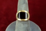 14K Gold Ring w/ Black Stone, Sz 7.5